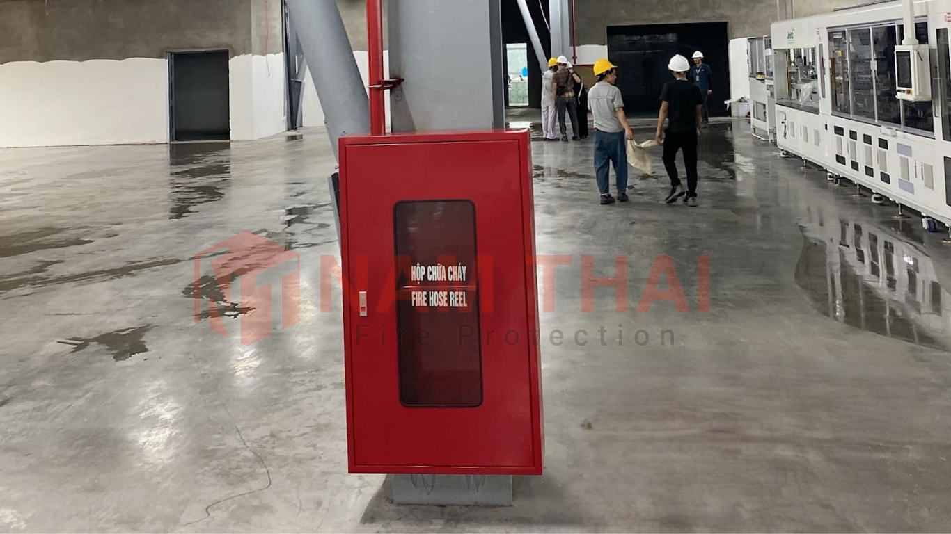 Tủ chữa cháy nổi tại tầng hầm