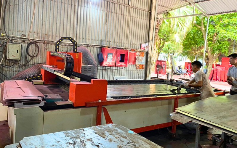 Xưởng sản xuất